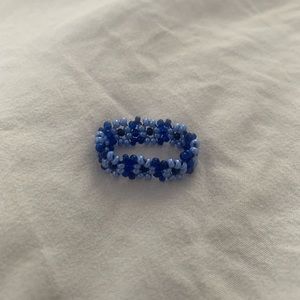 beaded flower ring 🦋
